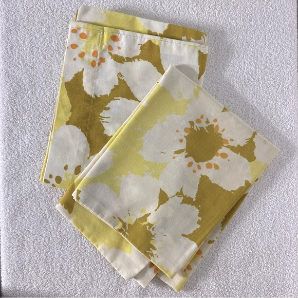 Vintage Floral Pillowcases x2 - Picture 9 of 9